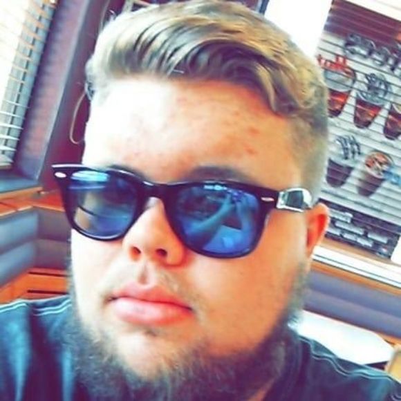 Meet your Posher, Lance - Picture 1 of 1